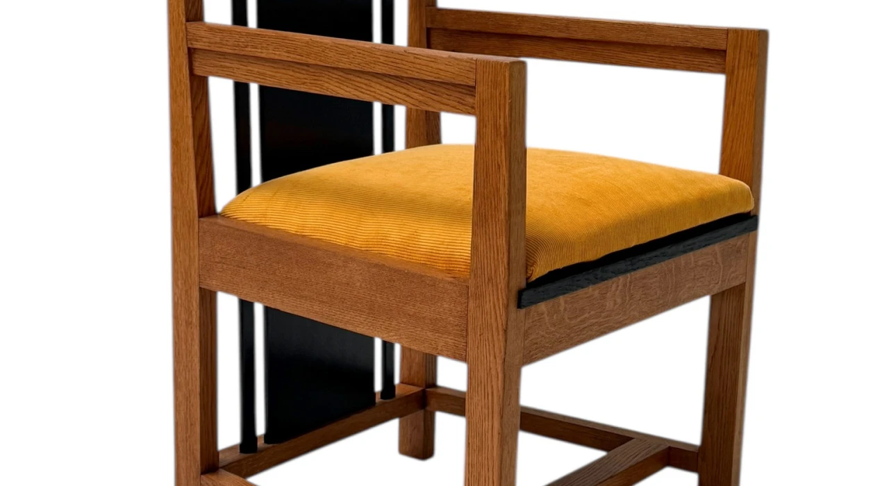 Two Art Deco Modernist High Back Armchairs by Cor Alons, 1927